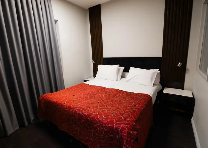 One-Bedroom Suite